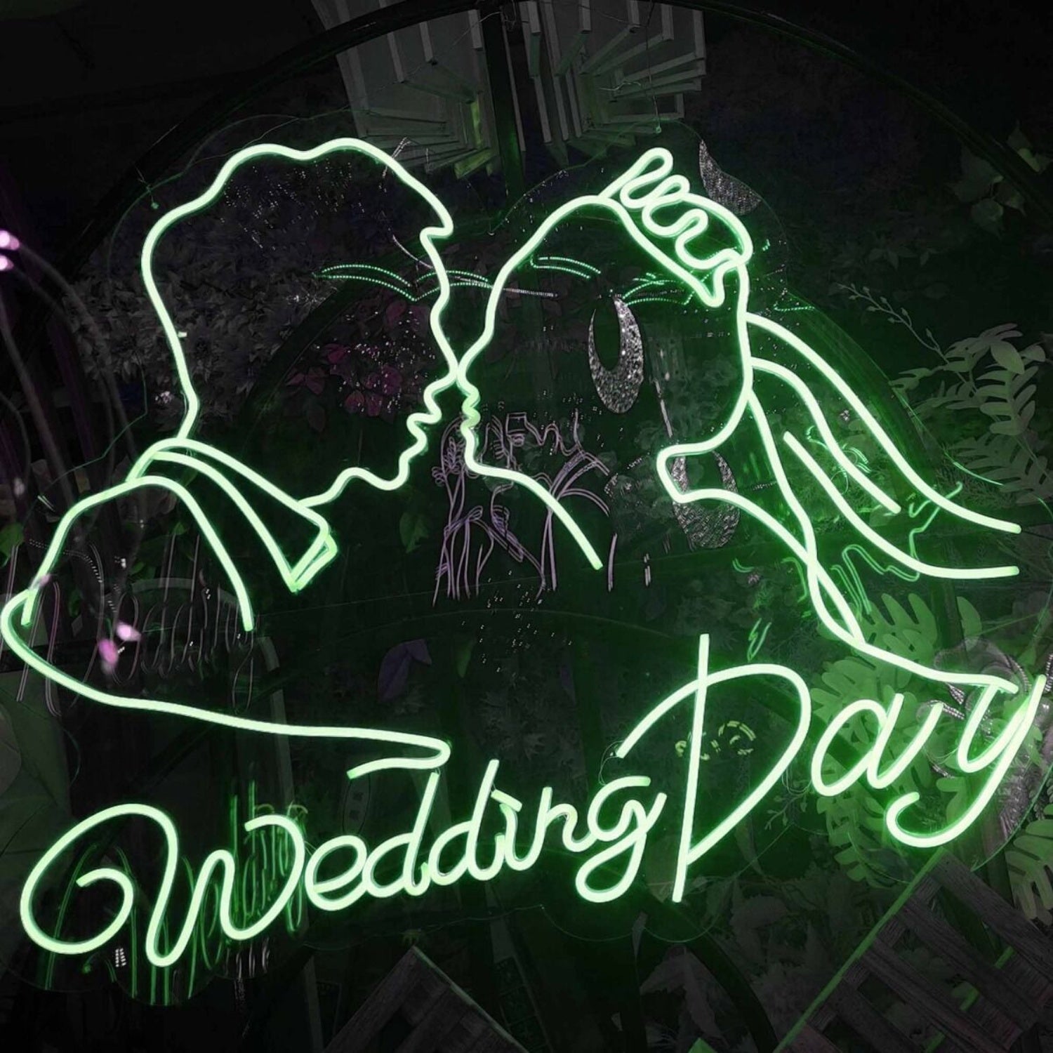 Customize Wedding Day Romantic Kissing Couple Portrait Neon Sign | Shineneon