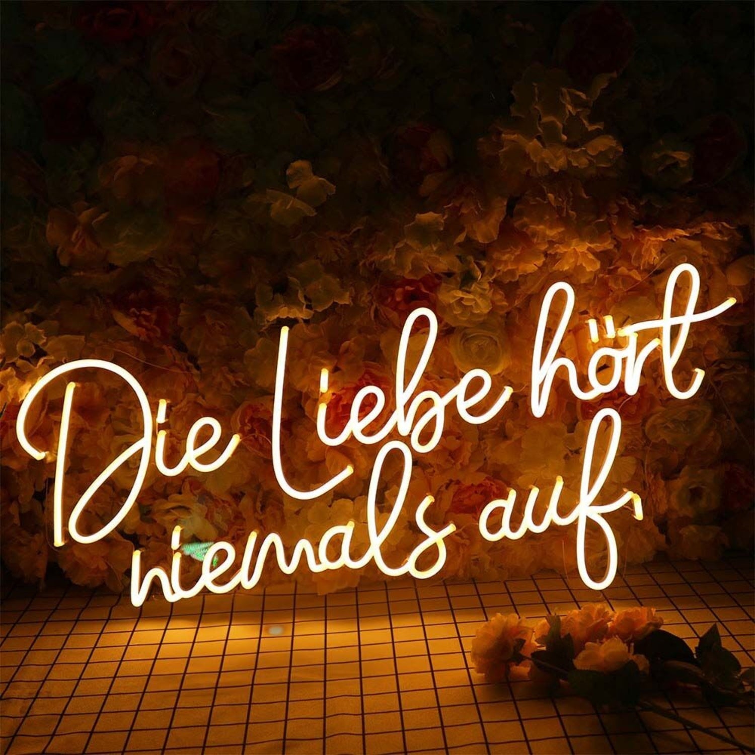 Die Liebe Hort Niemals Auf Led Neon Sign - Shineneon