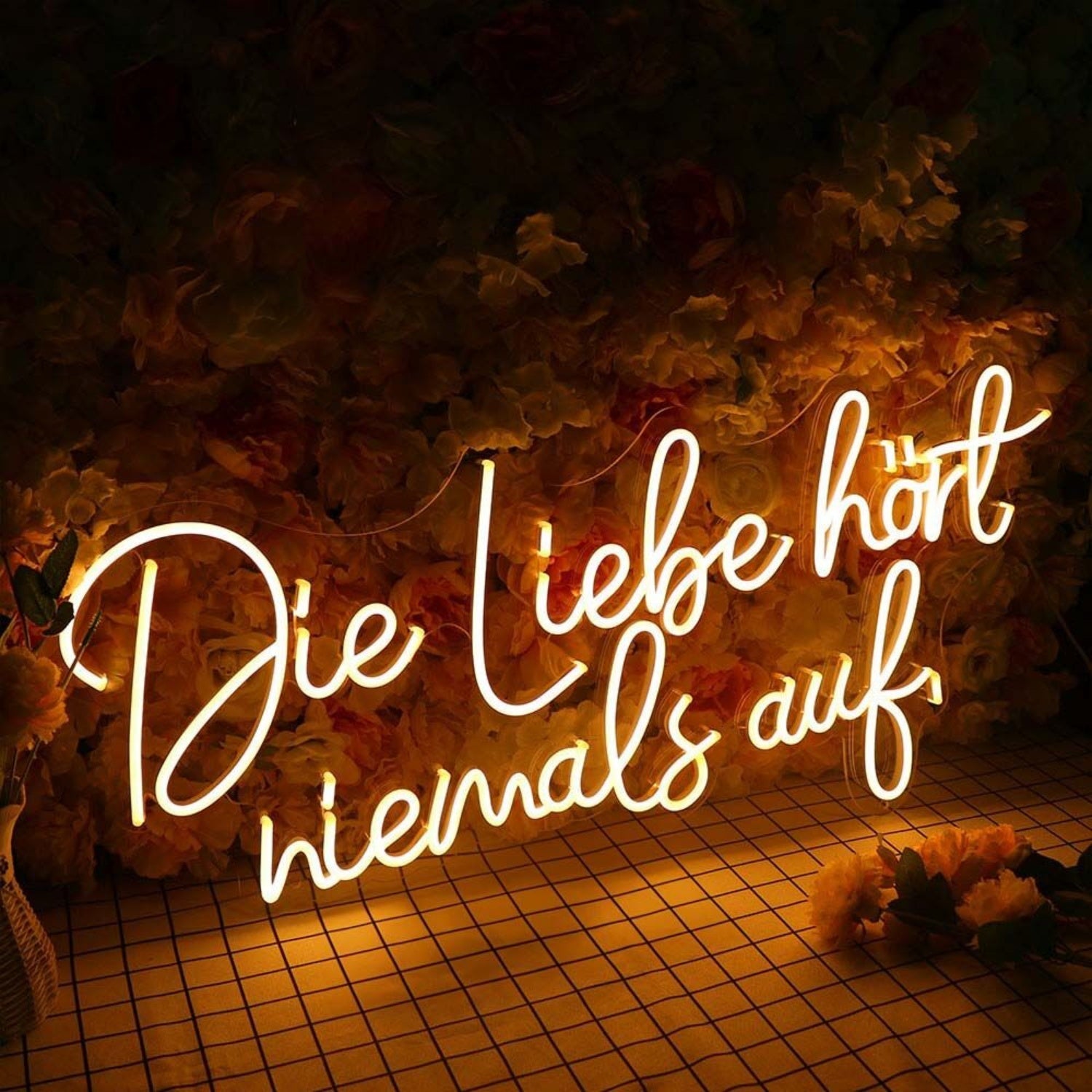 Die Liebe Hort Niemals Auf Led Neon Sign - Shineneon