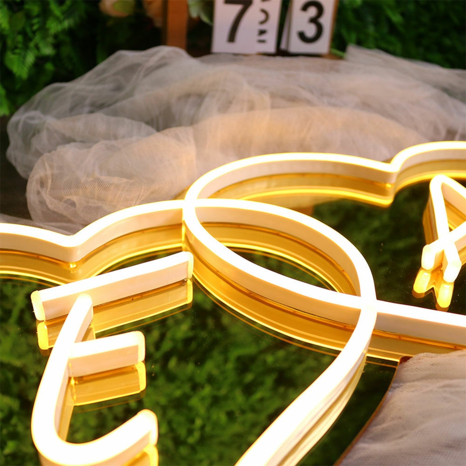 E And A Neon Sign | Shineneon