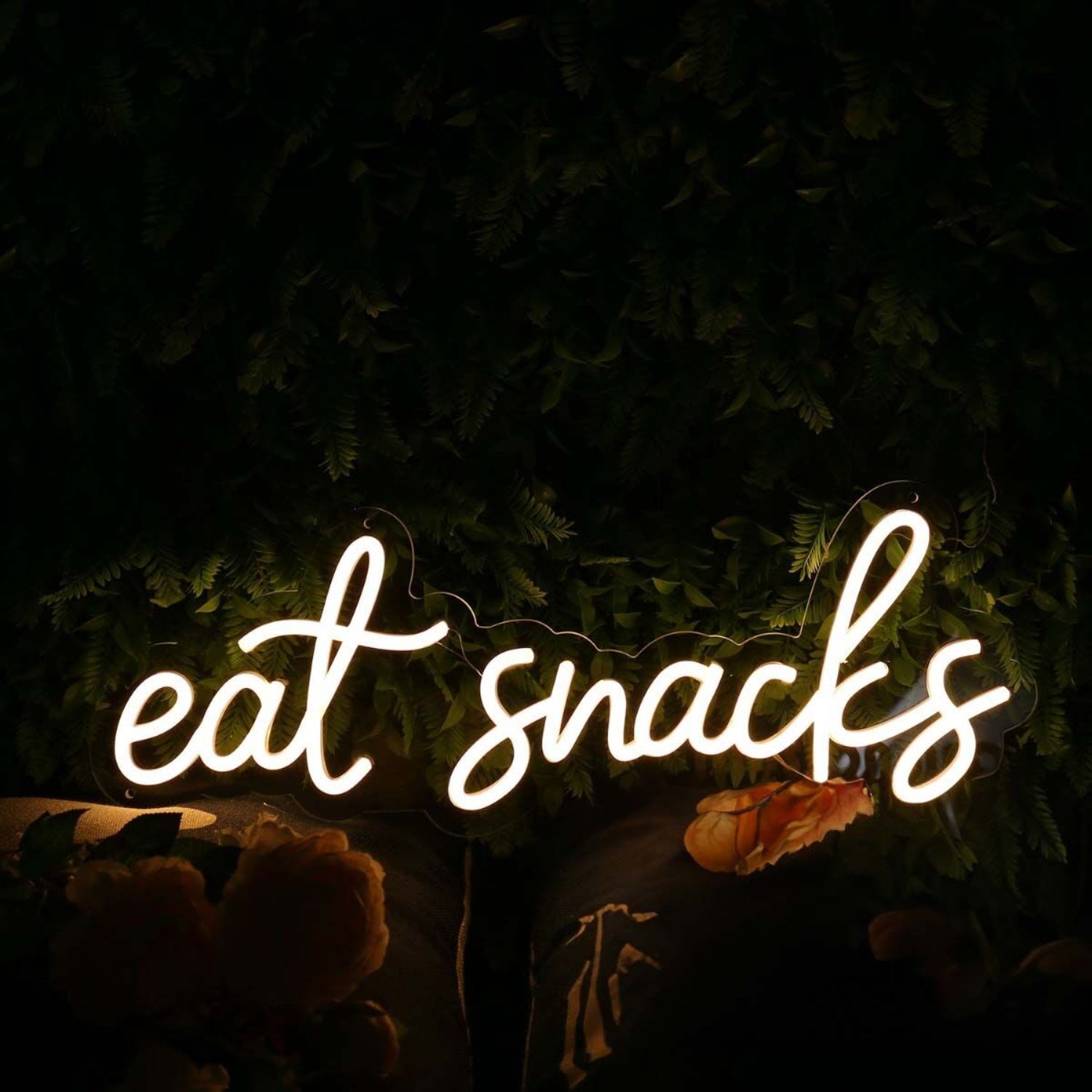 Eat Snacks Yellow Led Neon Sign Ffood Lovers And Fun Spaces - Shineneon