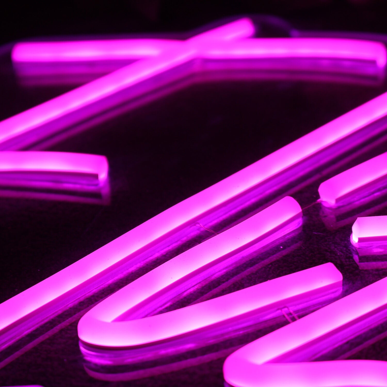 Elizabeth Purple Led Neon Sign | Shineneon