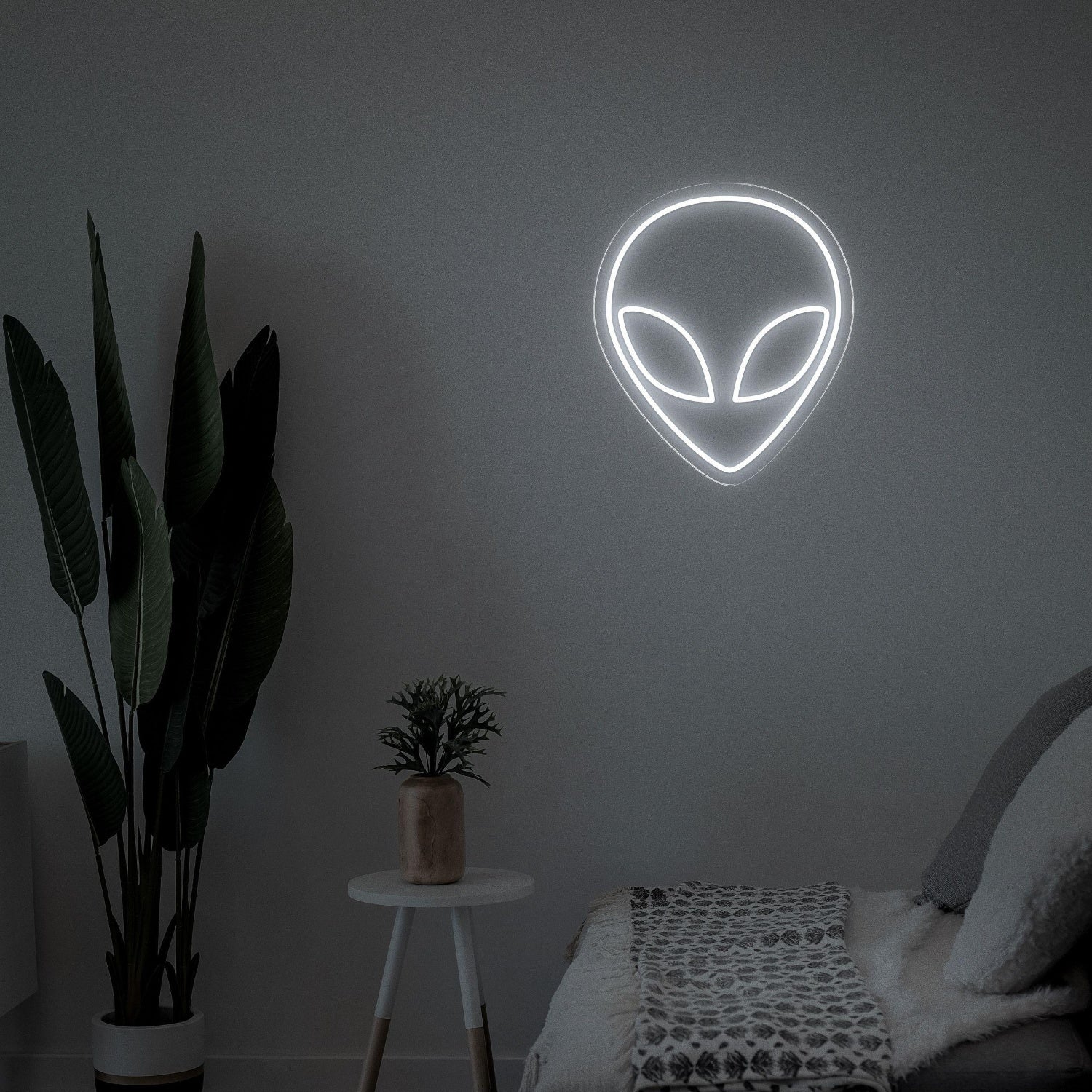 Et Alien Head Green Led Neon Sign For Home Decor Sci-Fi Theme | Shineneon