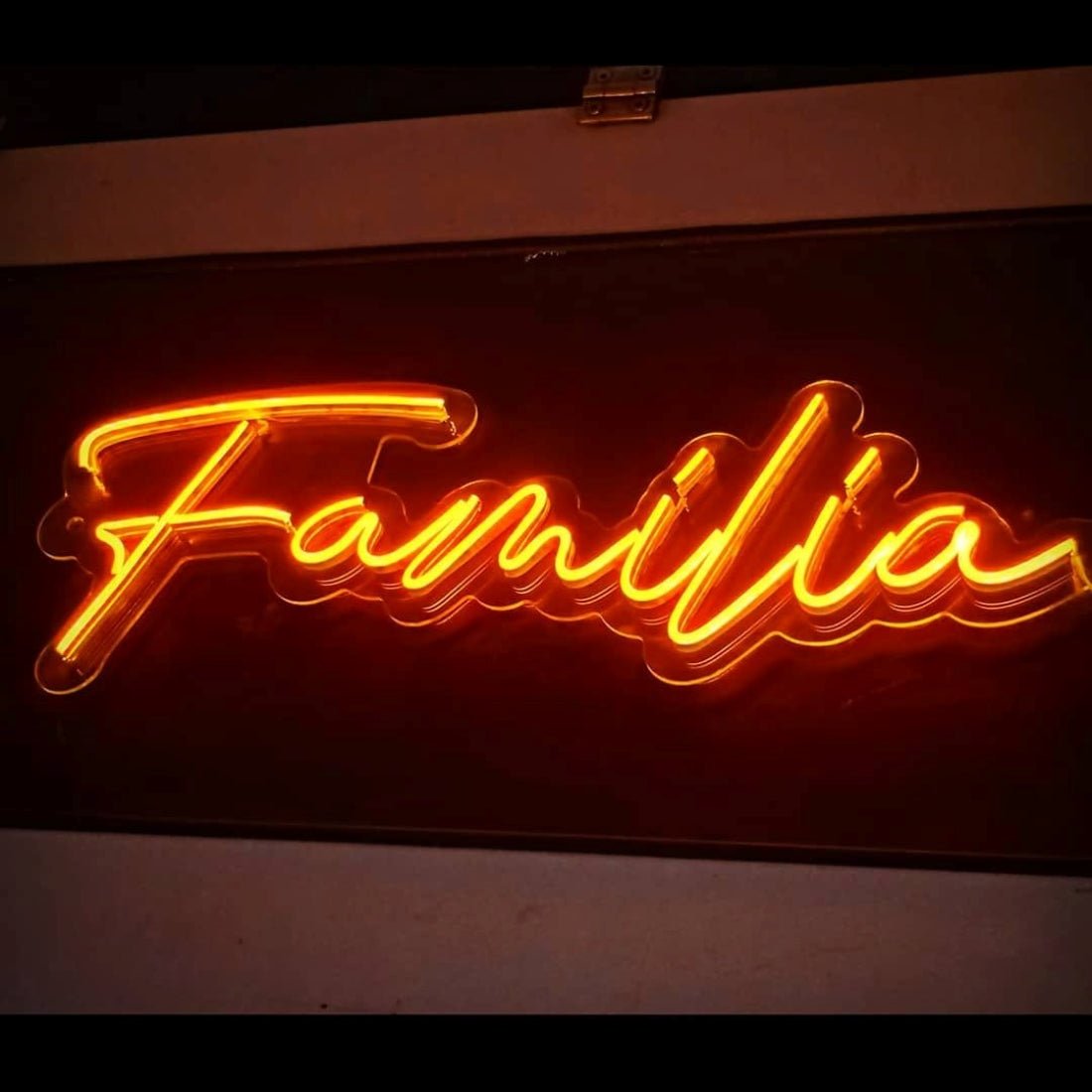 Familia Led Sign Business Neon Sign - Shineneon
