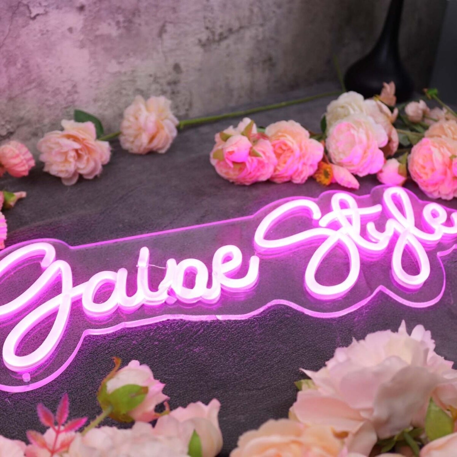 Gaine Style Purple Led Neon Sign - Shineneon