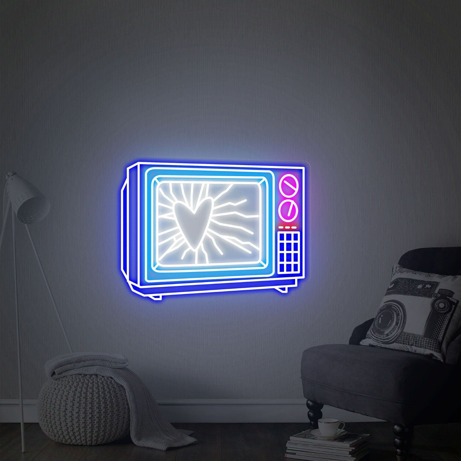 Game Room Bar Or Party Ambience With The Old Tv Led Neon Sign Wall Art | Shineneon