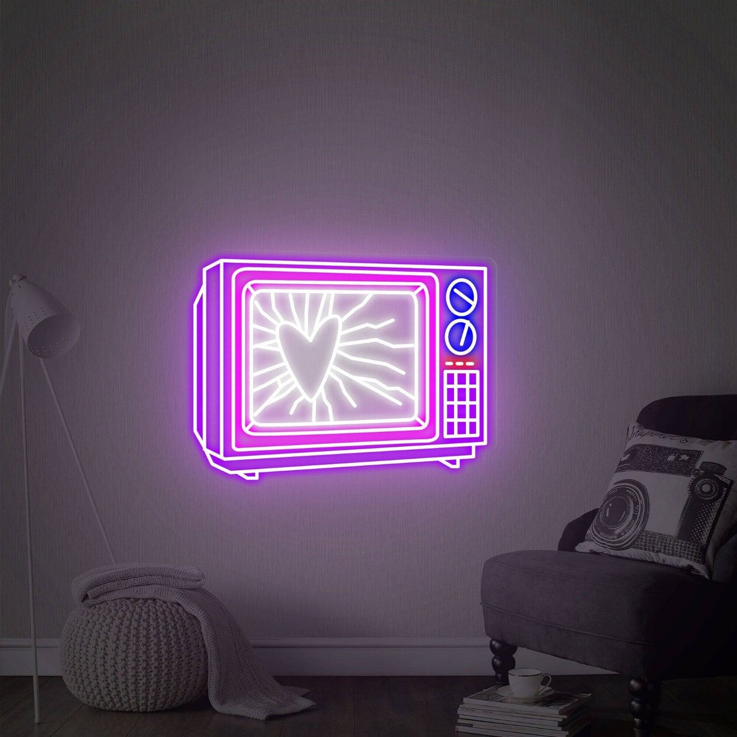 Game Room Bar Or Party Ambience With The Old Tv Led Neon Sign Wall Art | Shineneon