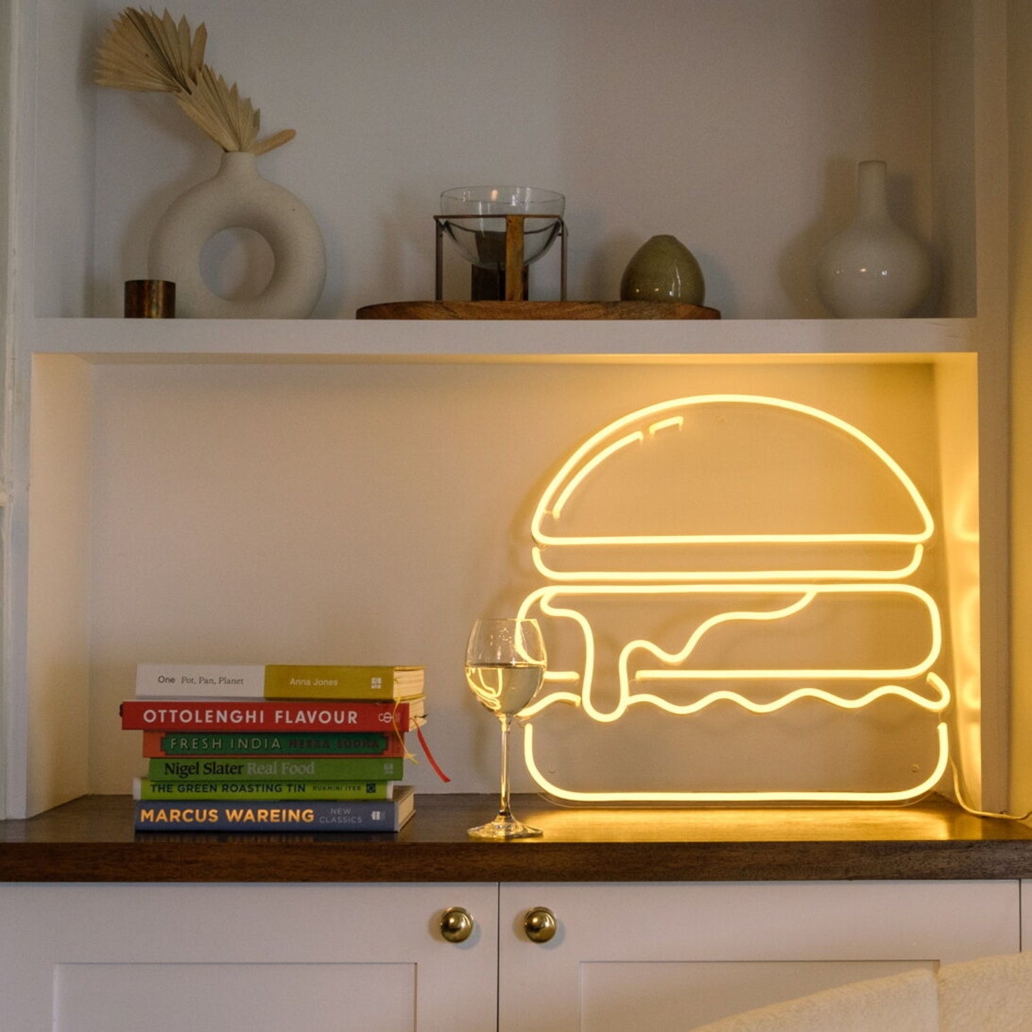 Gold Burger Led Neon Sign Mne11065 For Food Lovers And Dining Areas | Shineneon