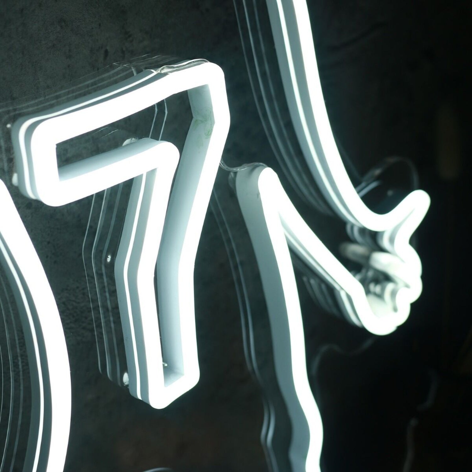 Human Silhouette With Number 7 Led Neon Sign - Shineneon