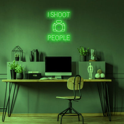 I Shoot People Photographers Neon Tribute To Capturing Moments - Shineneon
