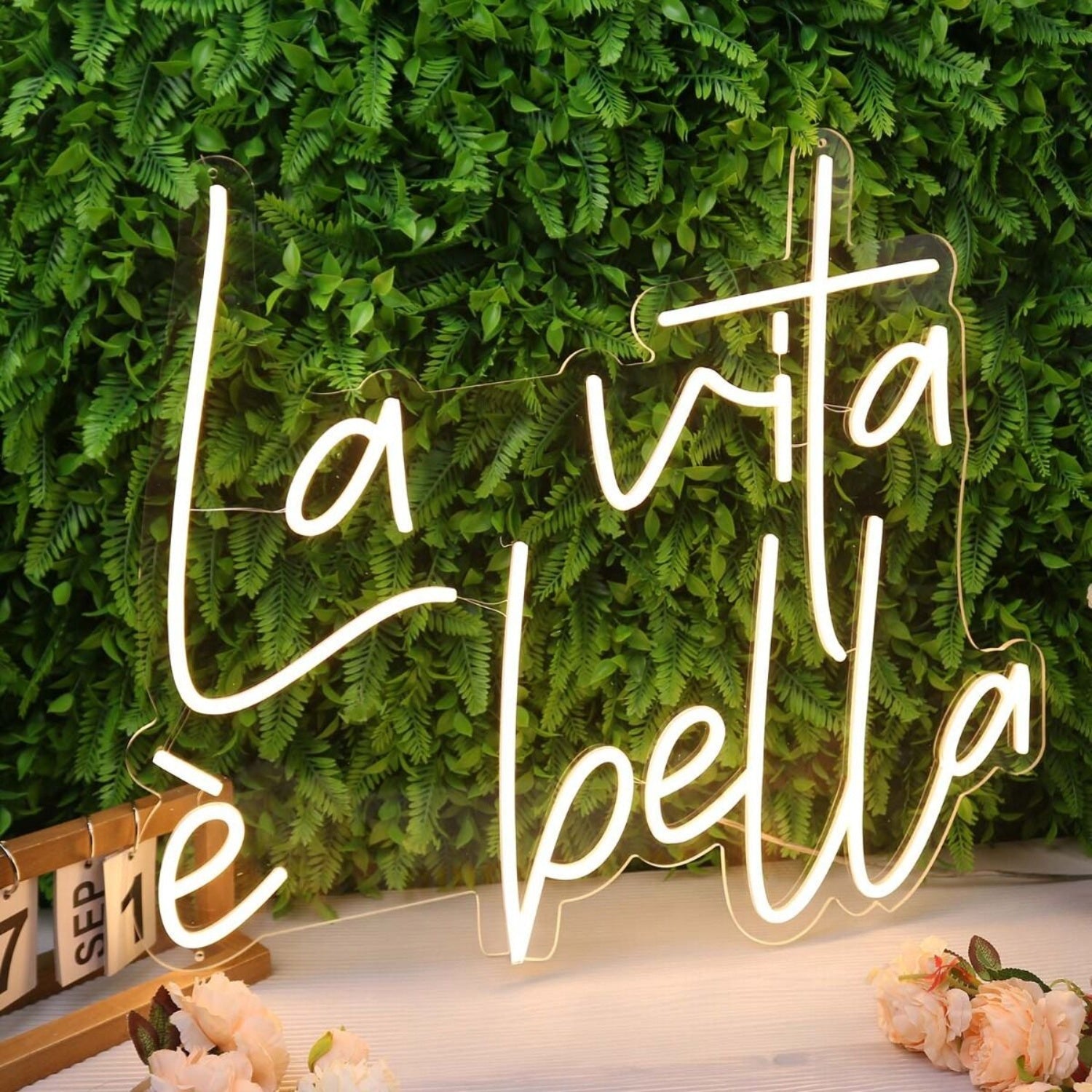 La Vita E Bella Yellow Led Neon Sign - Shineneon