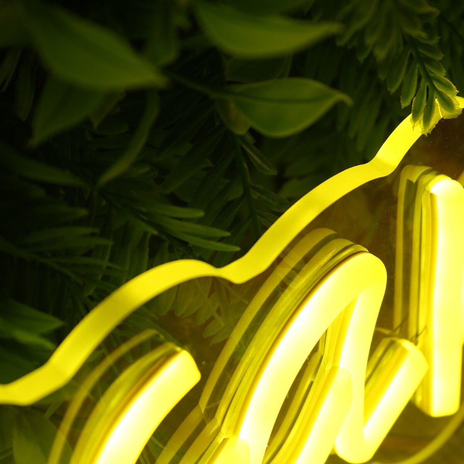 Legem Skincare Yellow Led Neon Sign - Shineneon