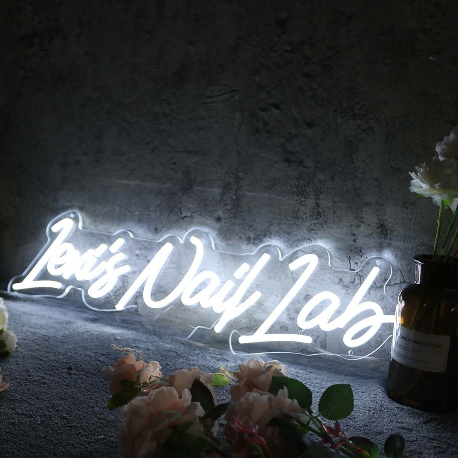 Lexis Nail Lab White Led Neon Sign - Shineneon