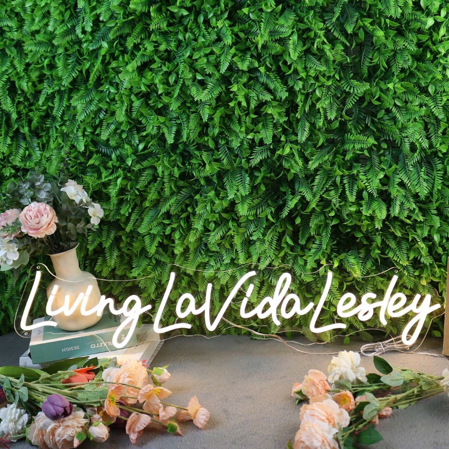 Living La Vida Lesley Yellow Led Neon Sign - Shineneon