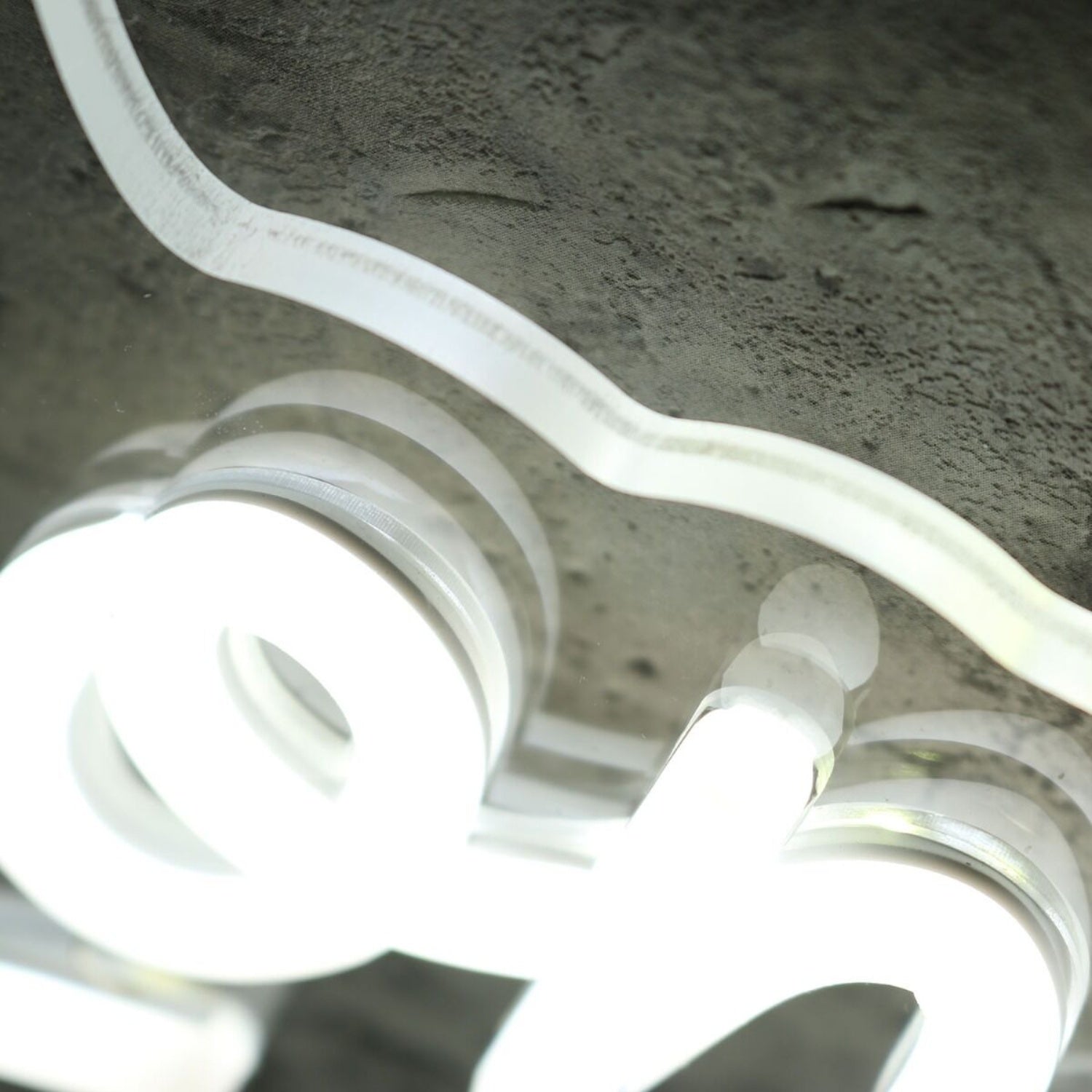 Long And Lash White Led Neon Sign - Shineneon