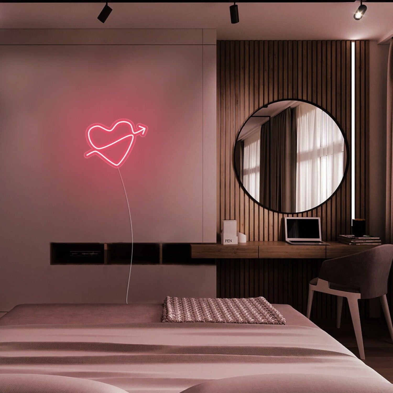 Mini Heart With Arrow Neon Sign | Shineneon