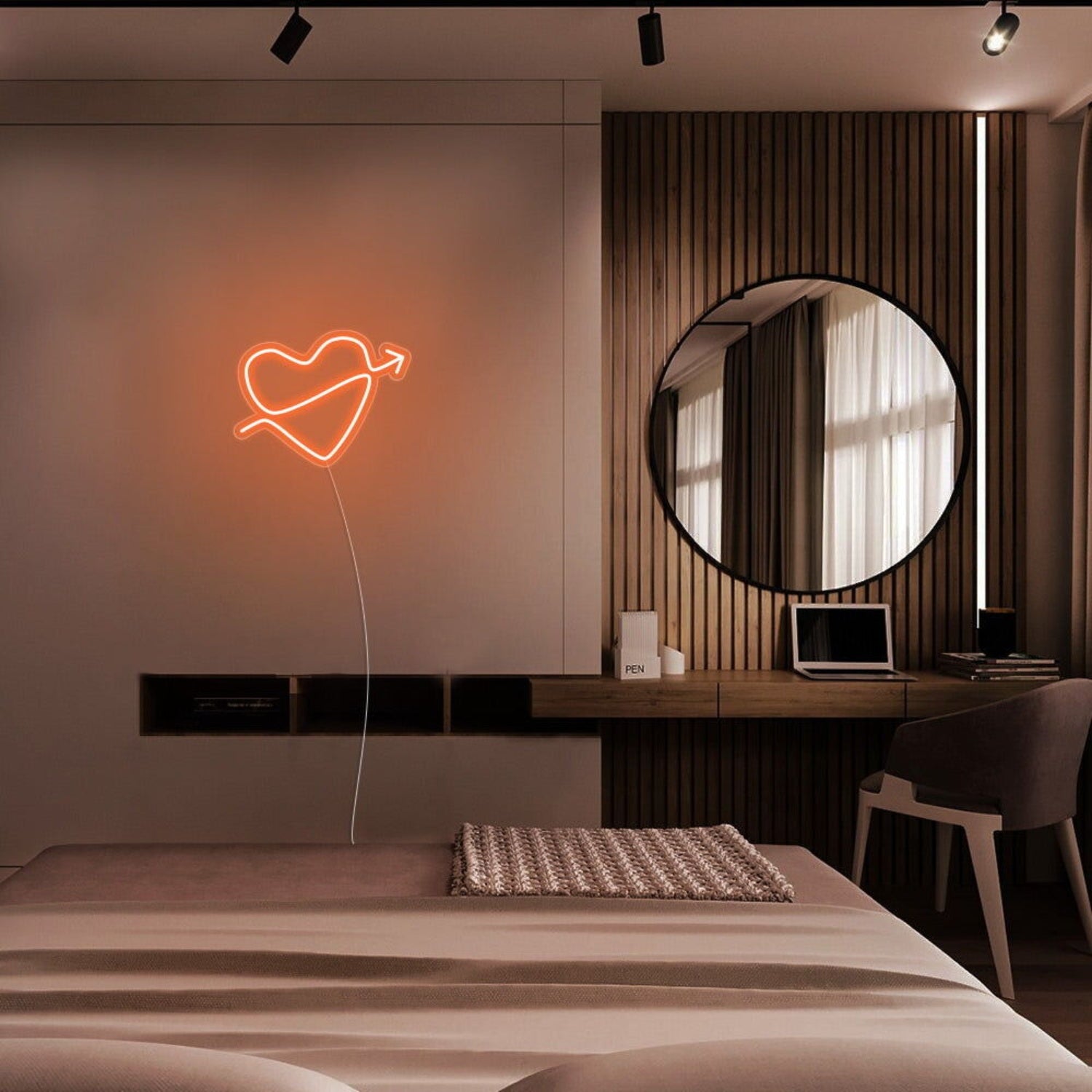 Mini Heart With Arrow Neon Sign | Shineneon