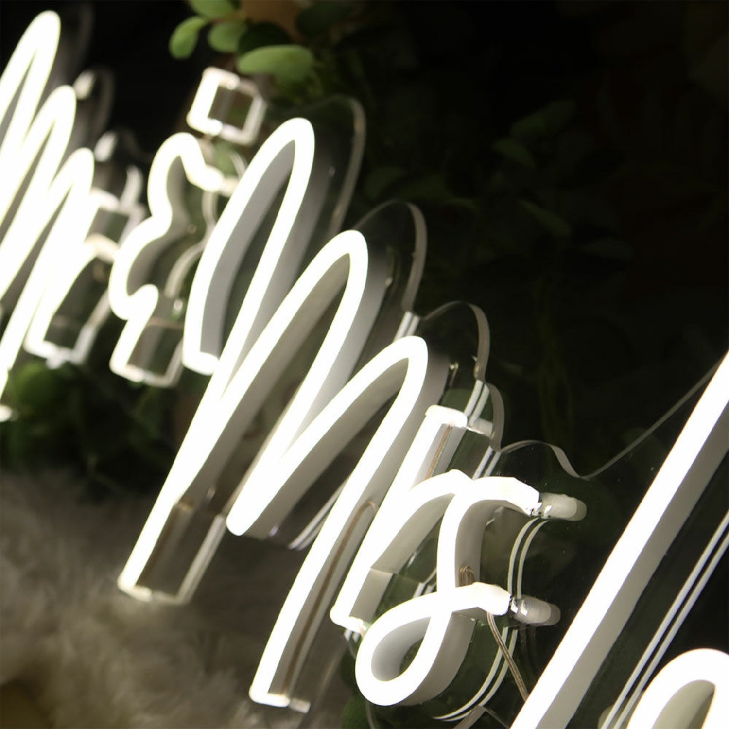 Mr And Mrs Lovers Led Neon Sign - Shineneon