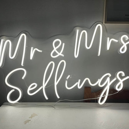 Mr And Mrs Wedding Led Neon Sign With Your Family Name | Shineneon