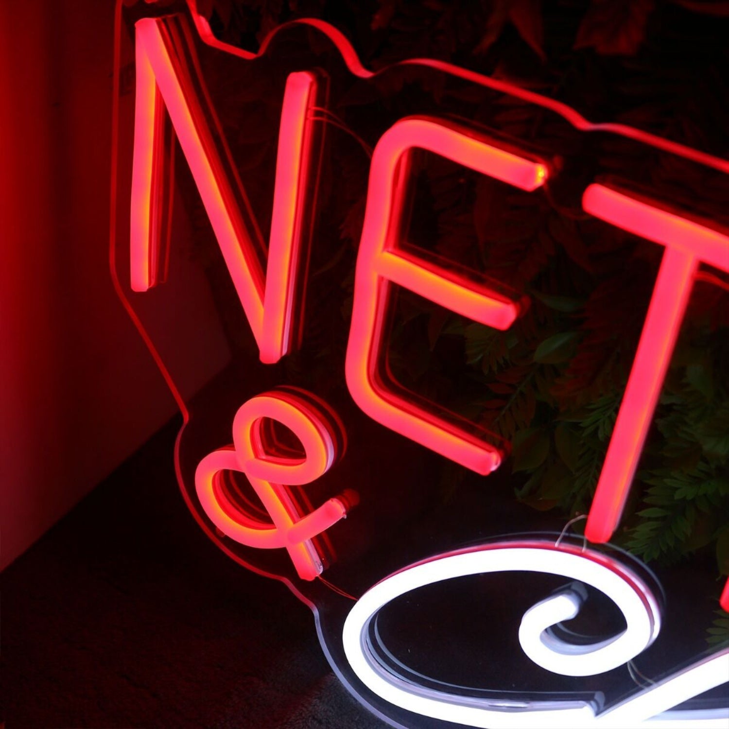 Netflix And Chill Custom Led Neon Sign - Shineneon
