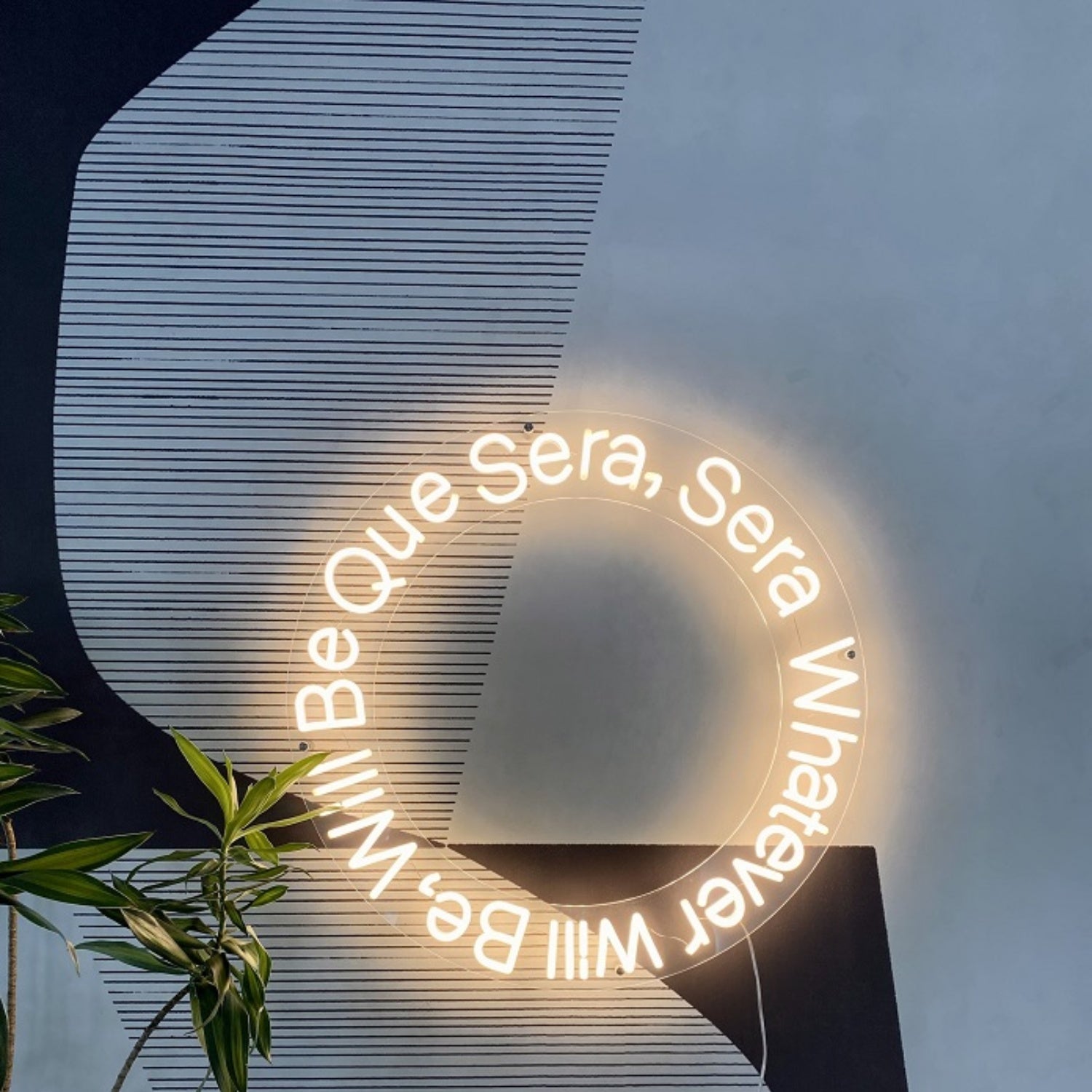 Que Sera Sera Led Neon Sign Wall Art | Shineneon