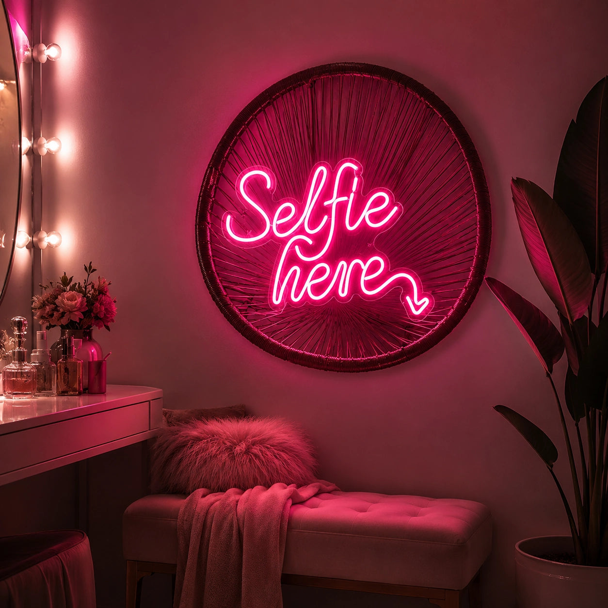 Selfie Here LED Neon Sign - 02 High-Converting Product Image