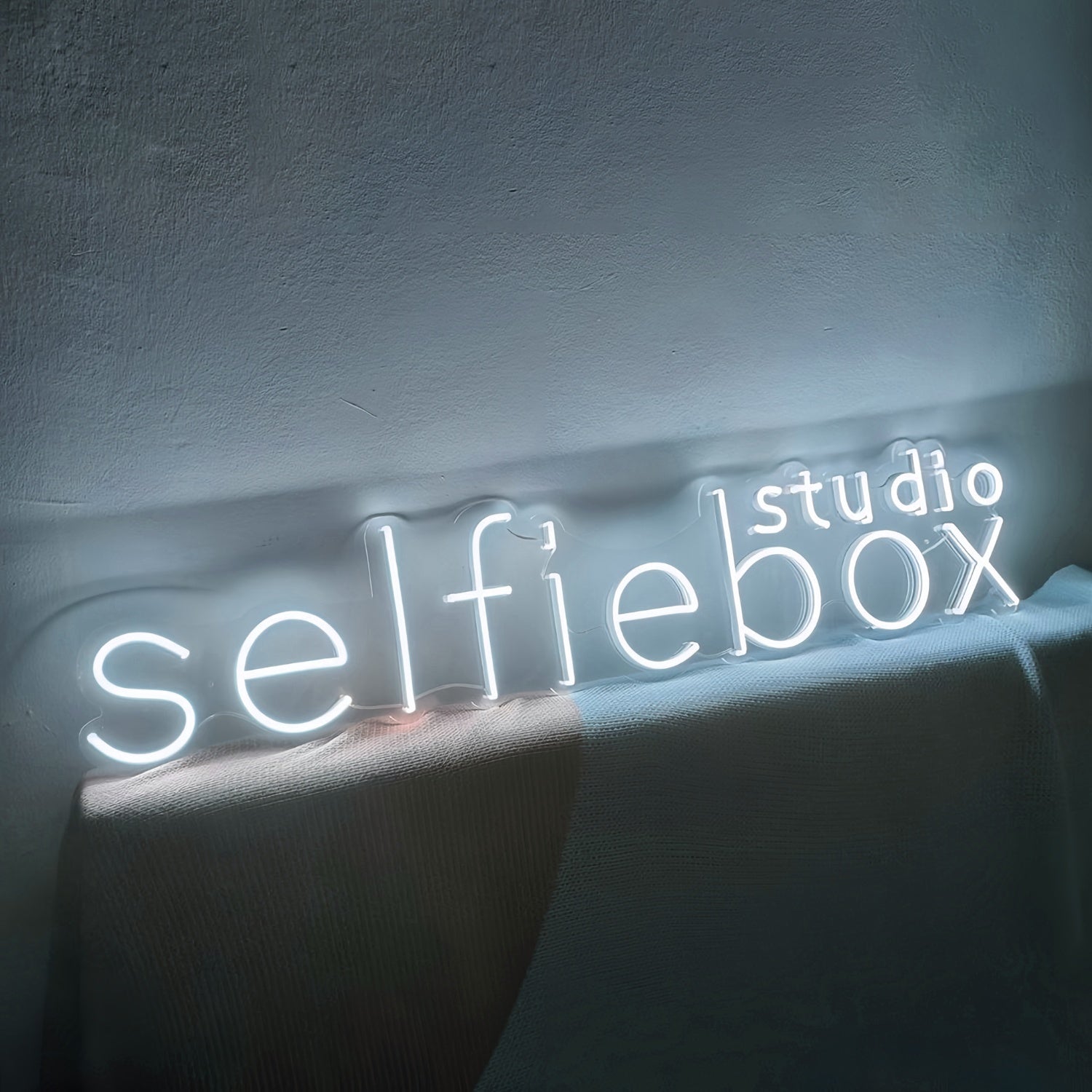 Selfiebox Studio Light Up Your Space With Neon Selfie Fun | Shineneon