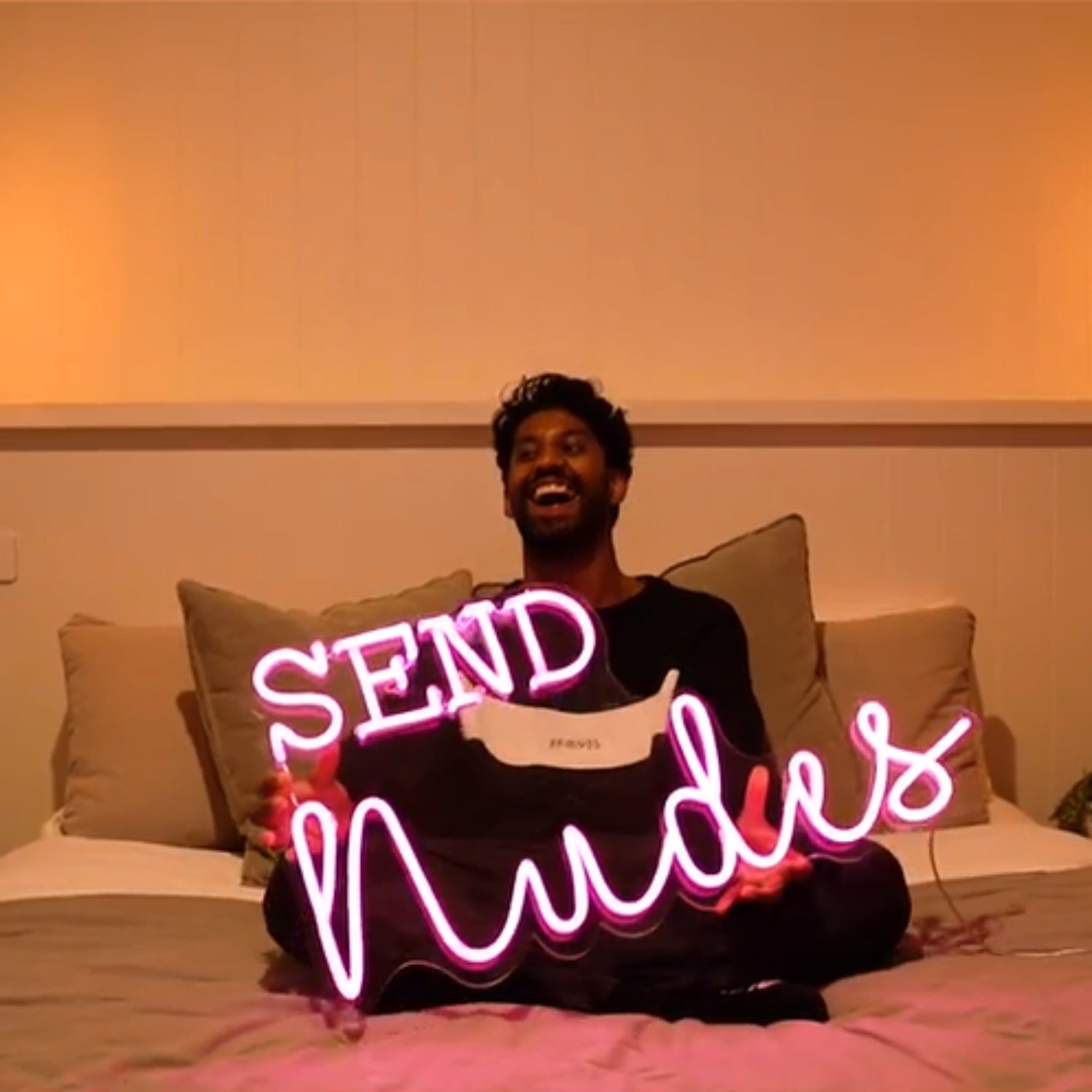 Send Nudes Led Neon Sign | Shineneon