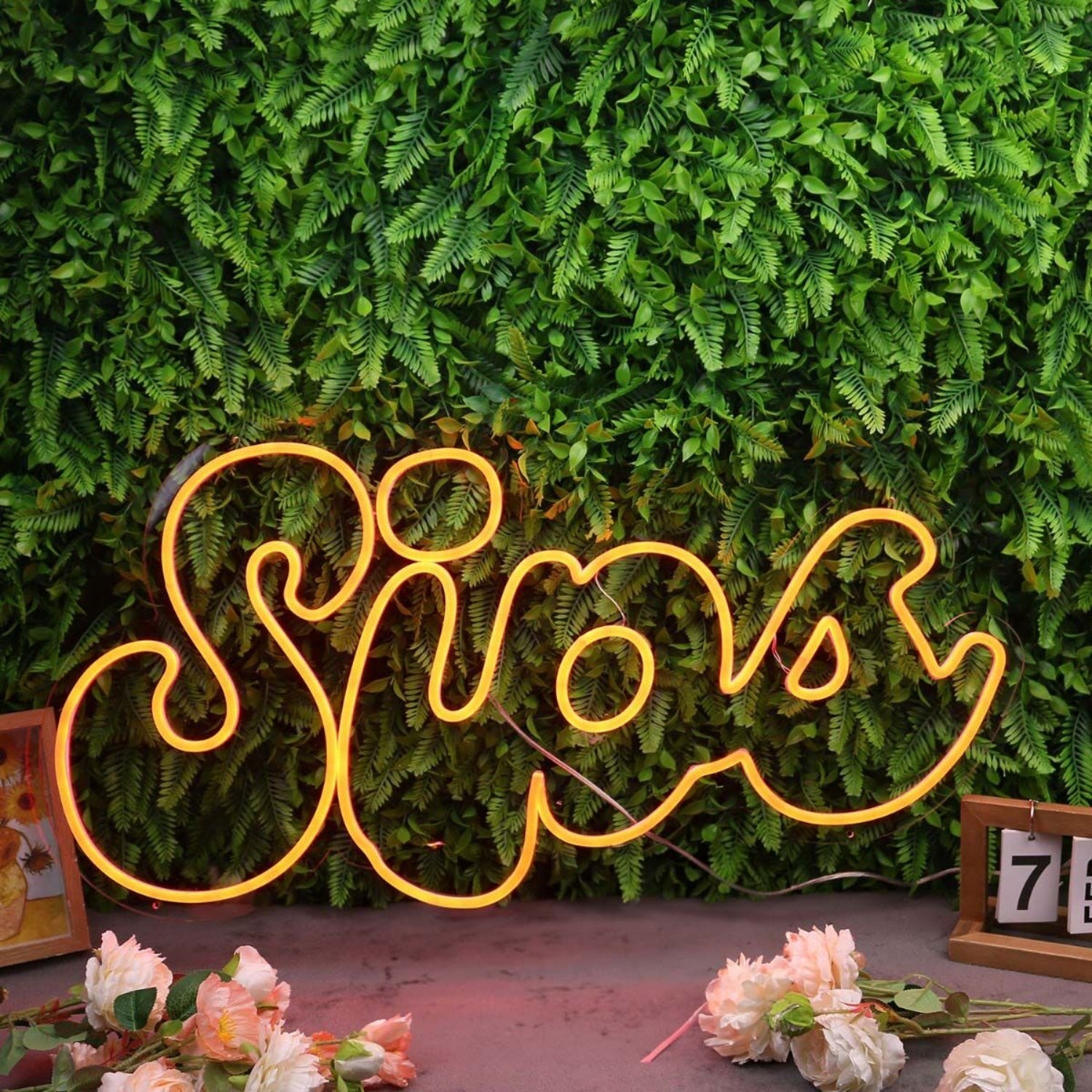 Sips Orange Led Neon Sign For Fun And Social Spaces - Shineneon