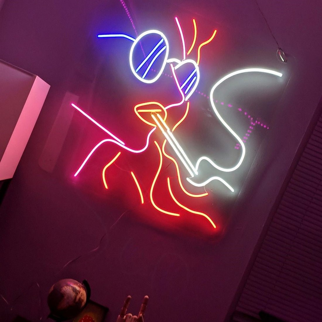 Smoking Lady Led Sign Business Neon Sign - Shineneon