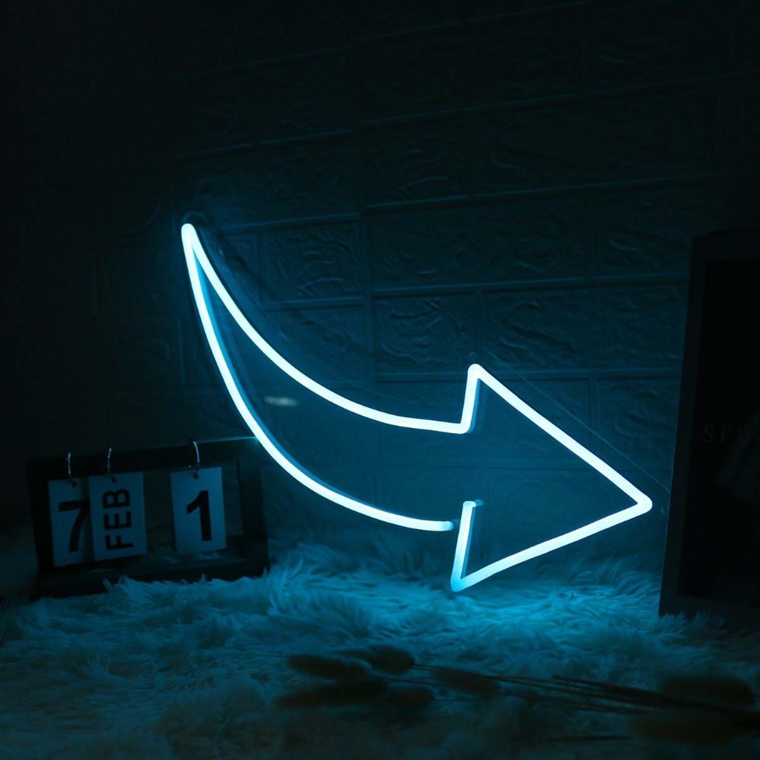 Smooth Arrow Blue Led Neon Sign | Shineneon