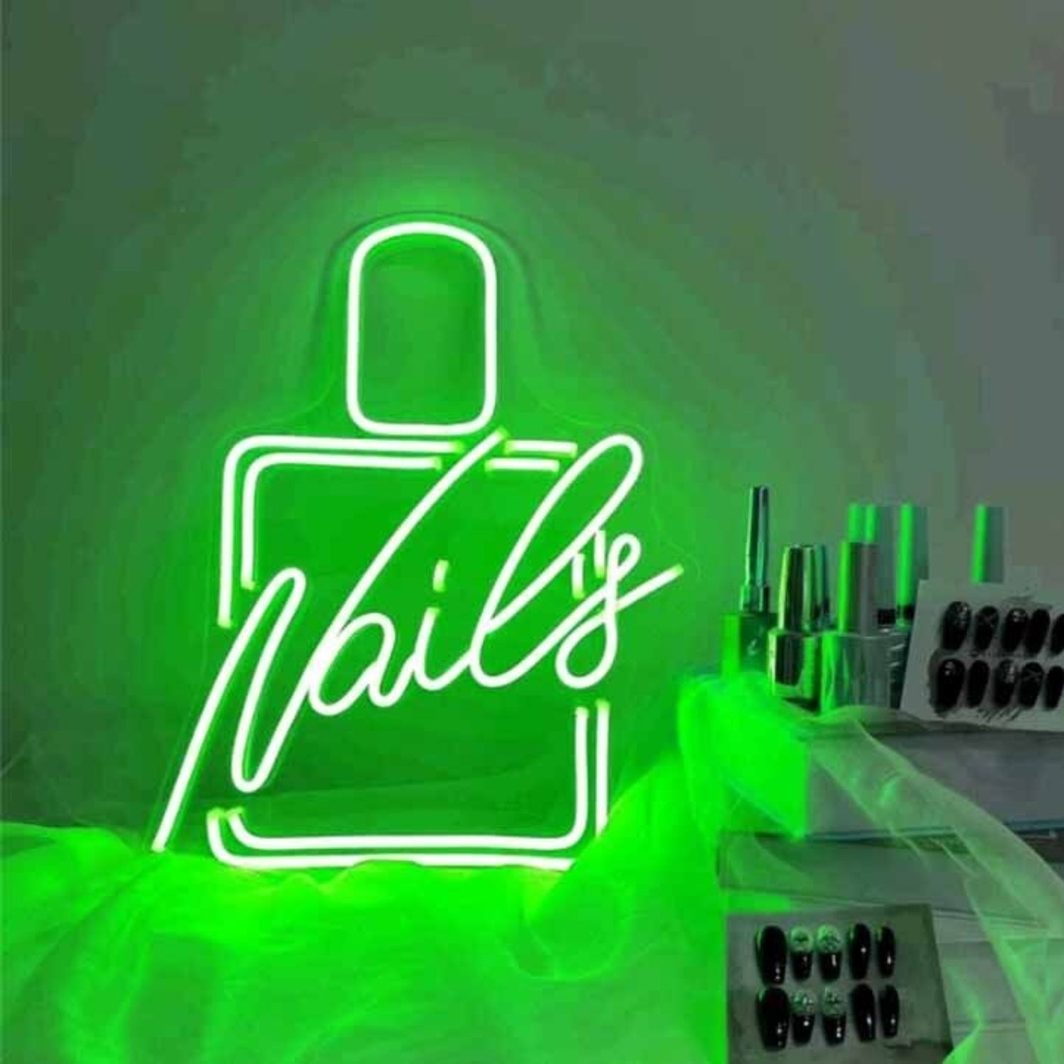 Stylish Nail Polish Nail Salon Neon Sign | Shineneon
