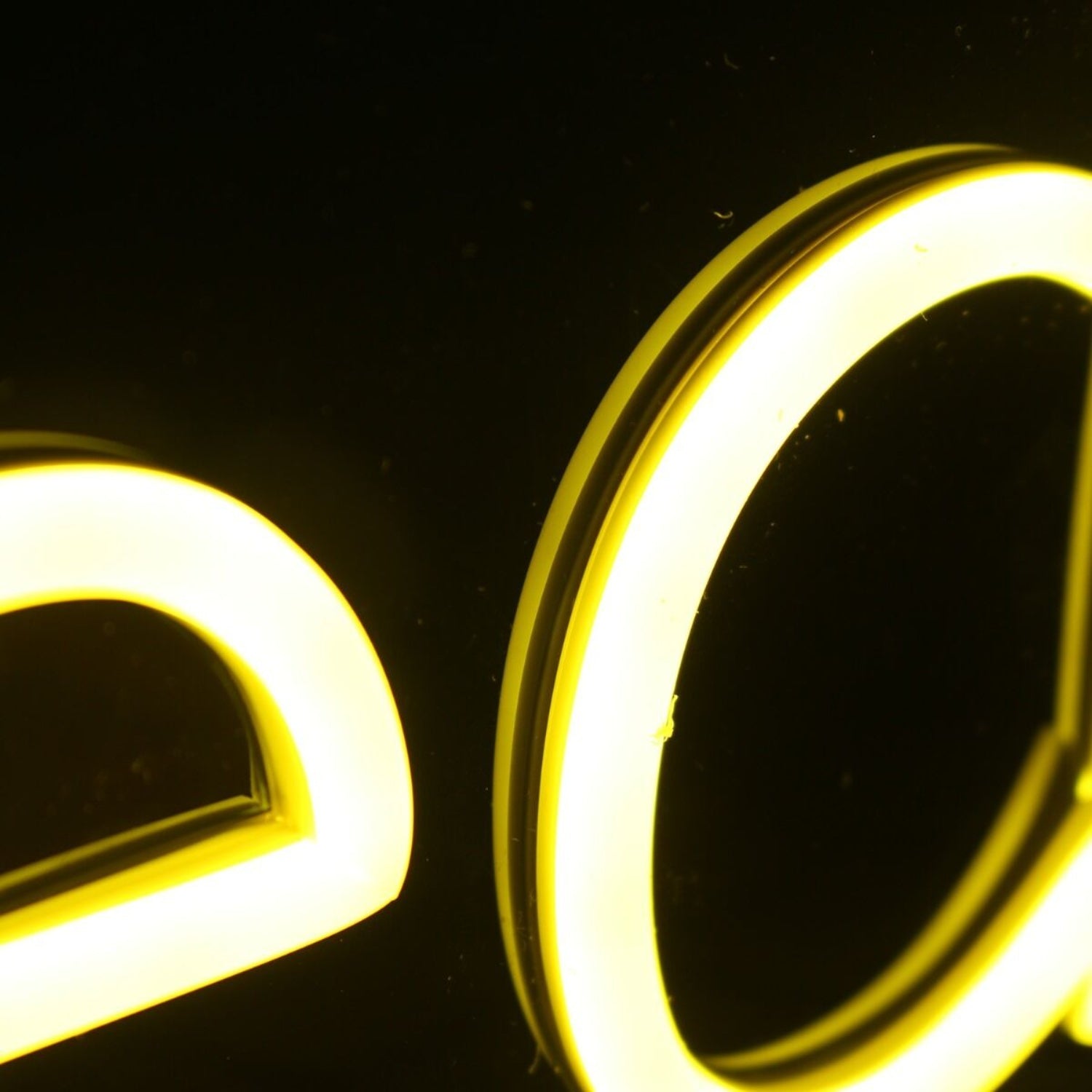 Sun Bed Yellow Led Neon Sign - Shineneon