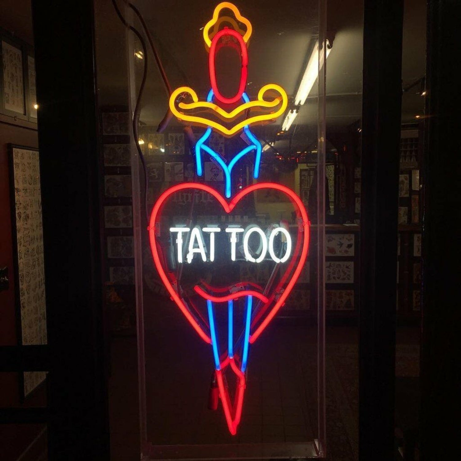 Tattoo Heart Shape Led Neon Sign Real Neon Light For Tattoo Studios | Shineneon