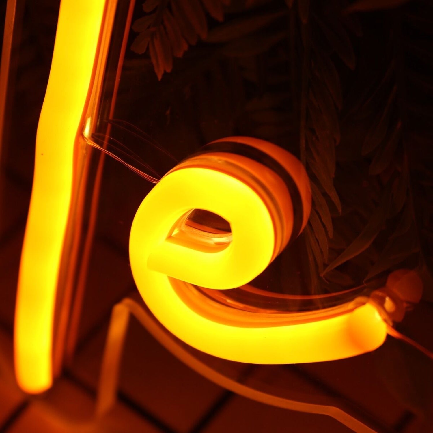 Te Veo Lola Orange Led Neon Sign - Shineneon