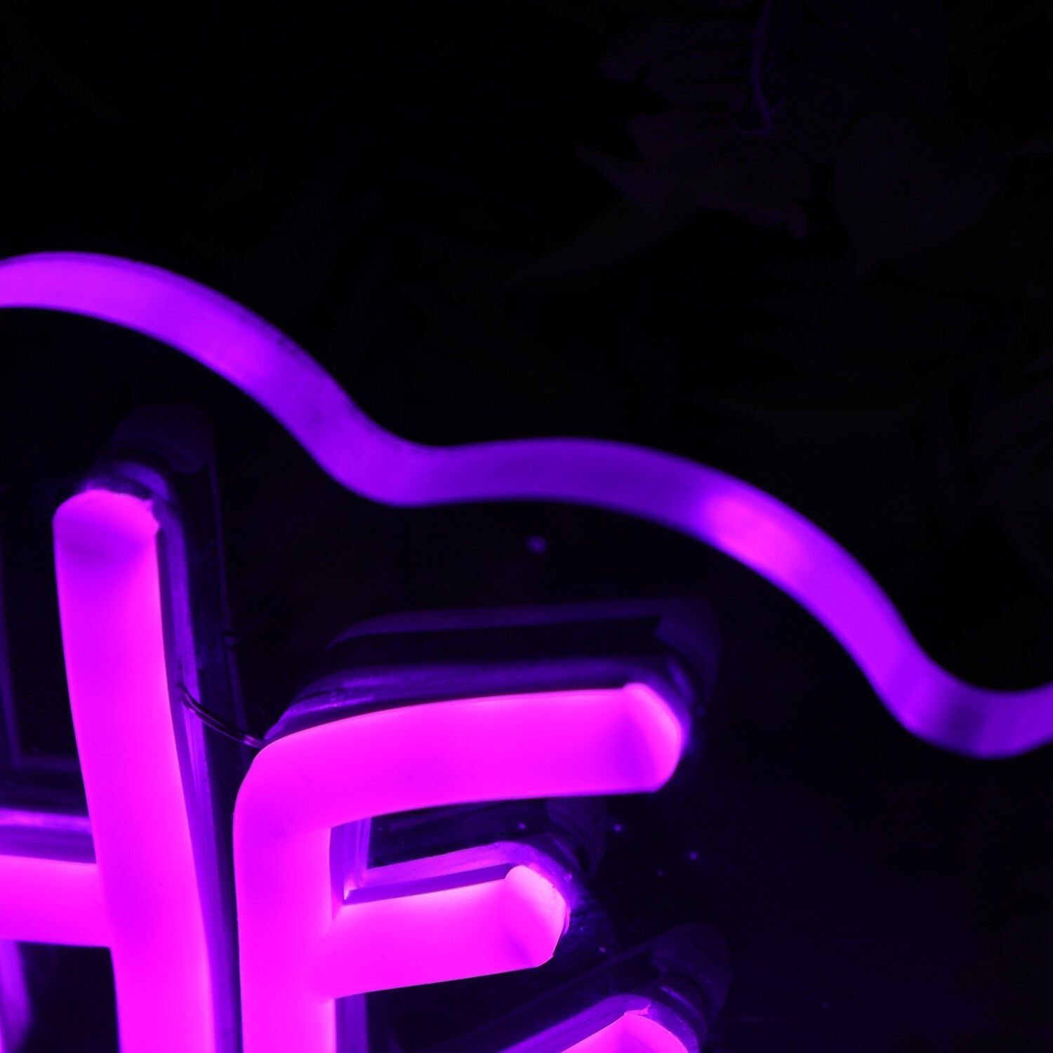 The Lake House Est 2022 Pink Led Neon Sign - Shineneon