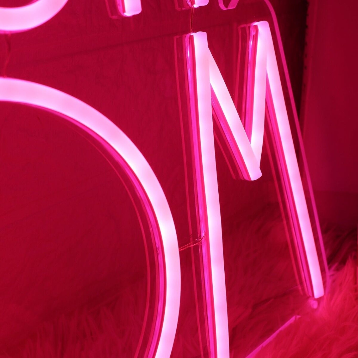 The Lash Room Red Led Neon Sign | Shineneon