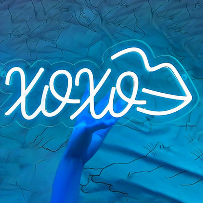 Xoxo Red Lips Wedding Neon Sign | Shineneon