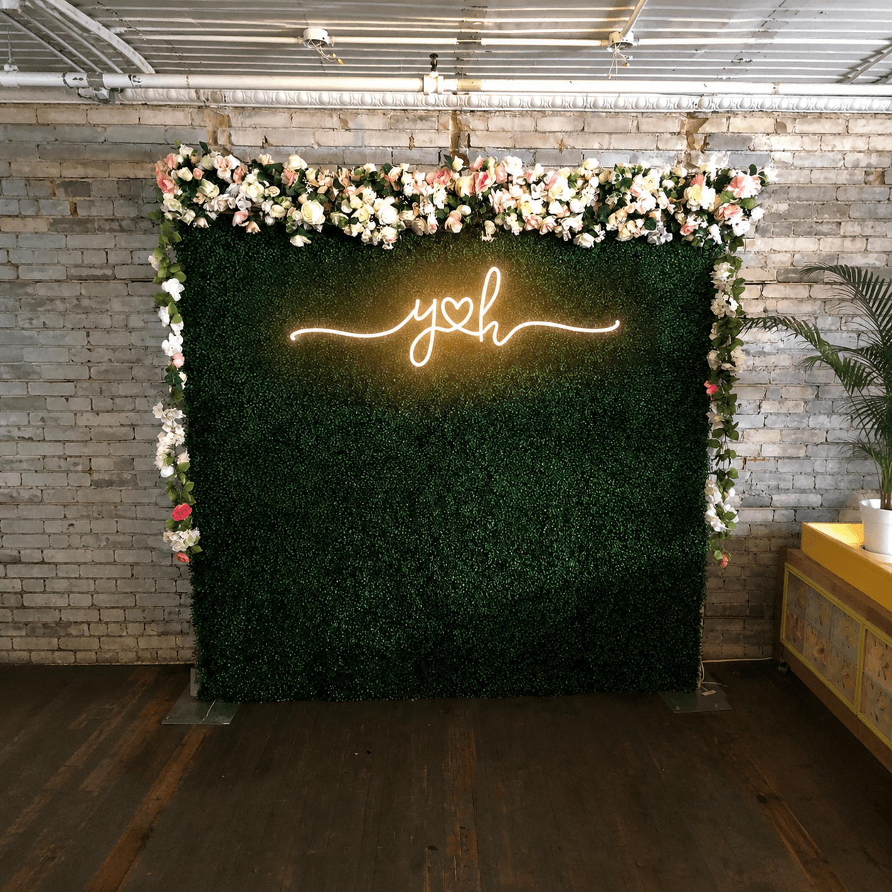 Yoh LED Neon Sign - Shineneon